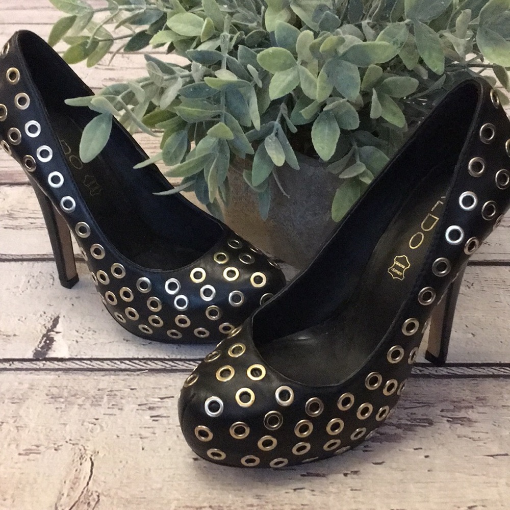 ALDO Black with Gold Platform High Heels Size 7